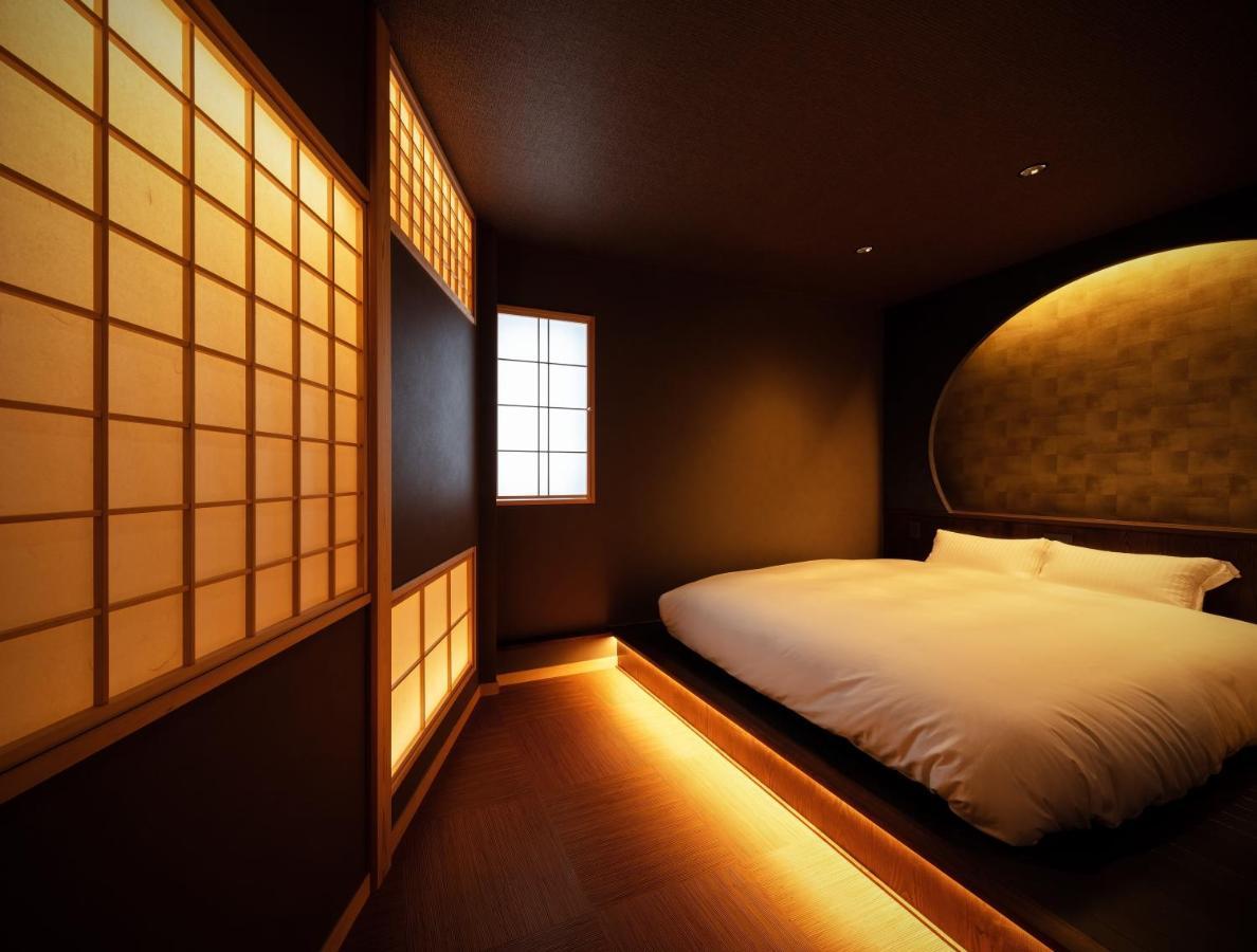 古今 天下茶屋 With A Private Parking Lot And A Half Open-Air Bath And Direct To Kix Vila Osaca Exterior foto